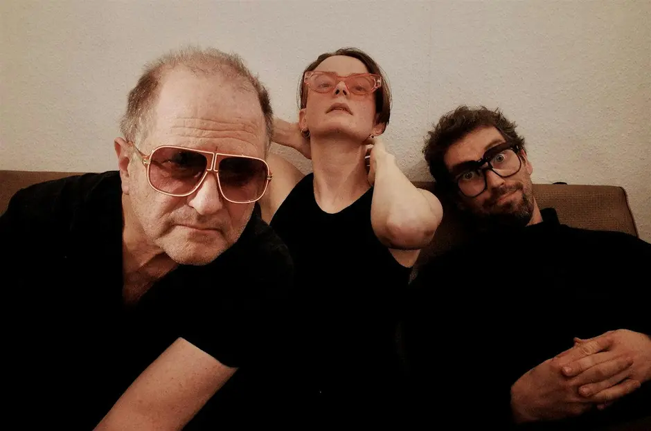 Close Up: TYYPO BAND